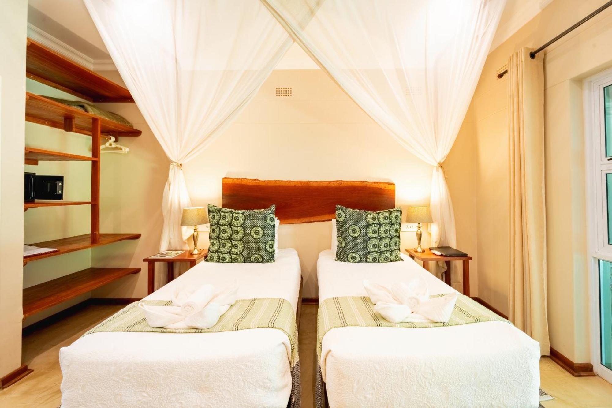 Bayete Guest Lodge Victoria Falls Exterior foto