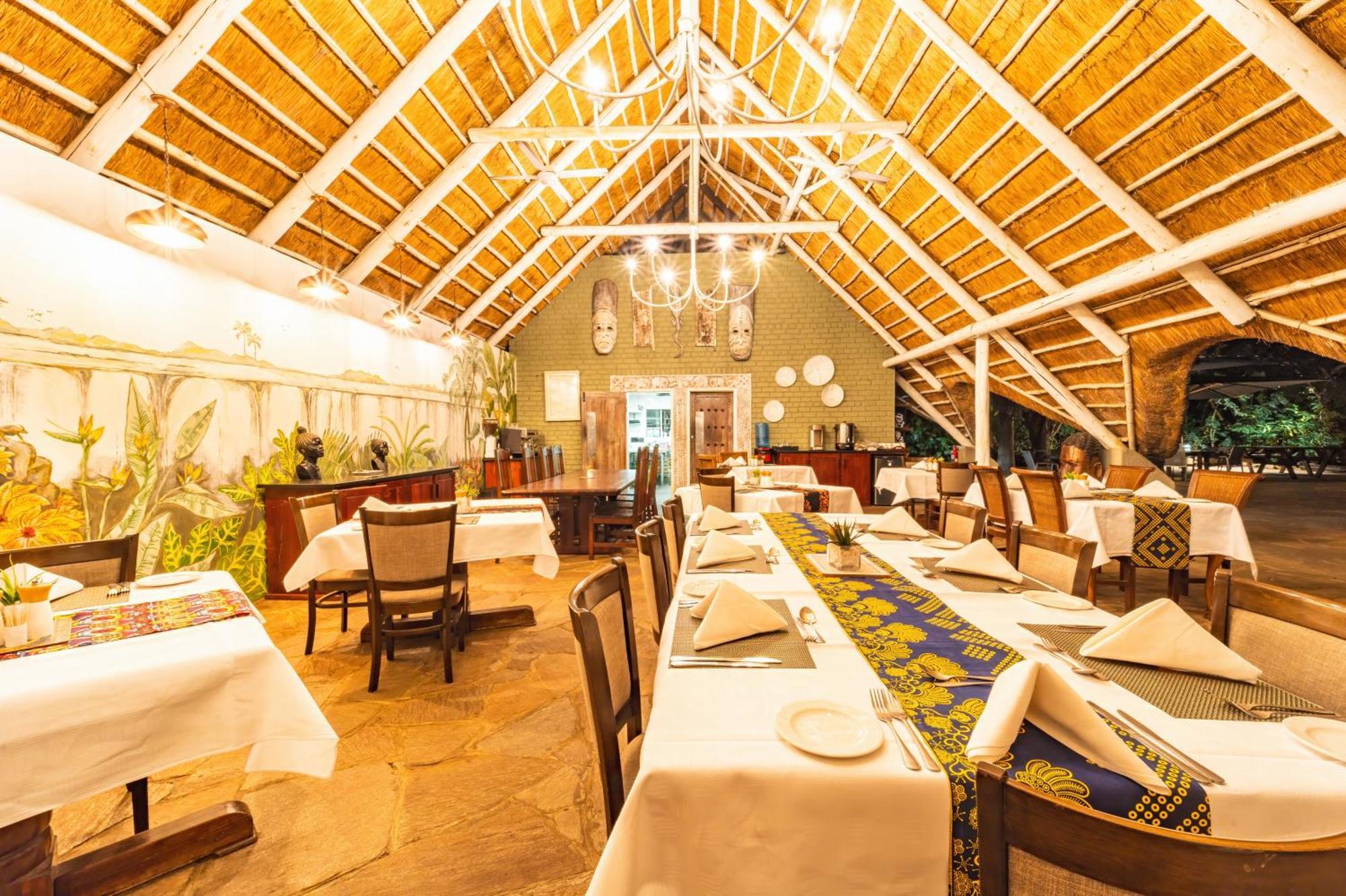 Bayete Guest Lodge Victoria Falls Exterior foto